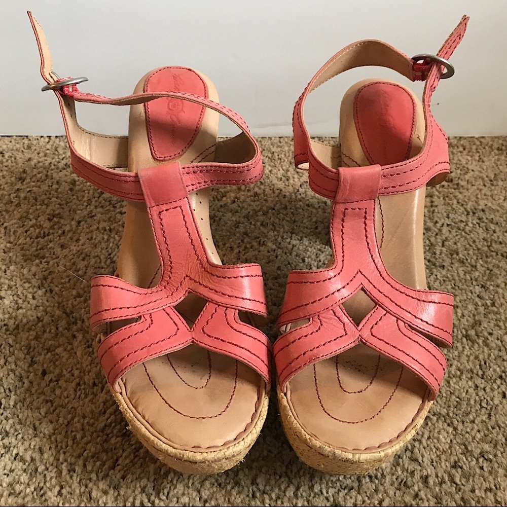 Born Crown Coral Platform Shanna Heel Size 8/39